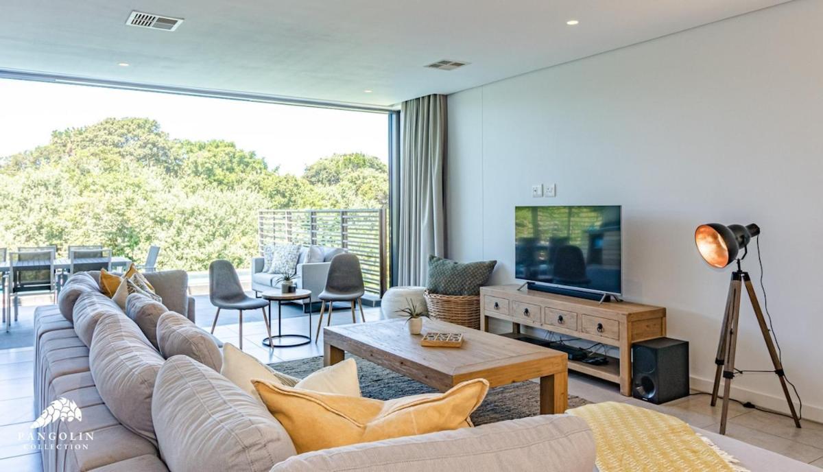 Villa Oceans Edge 17, Zimbali Estate By Euphoric Leisure